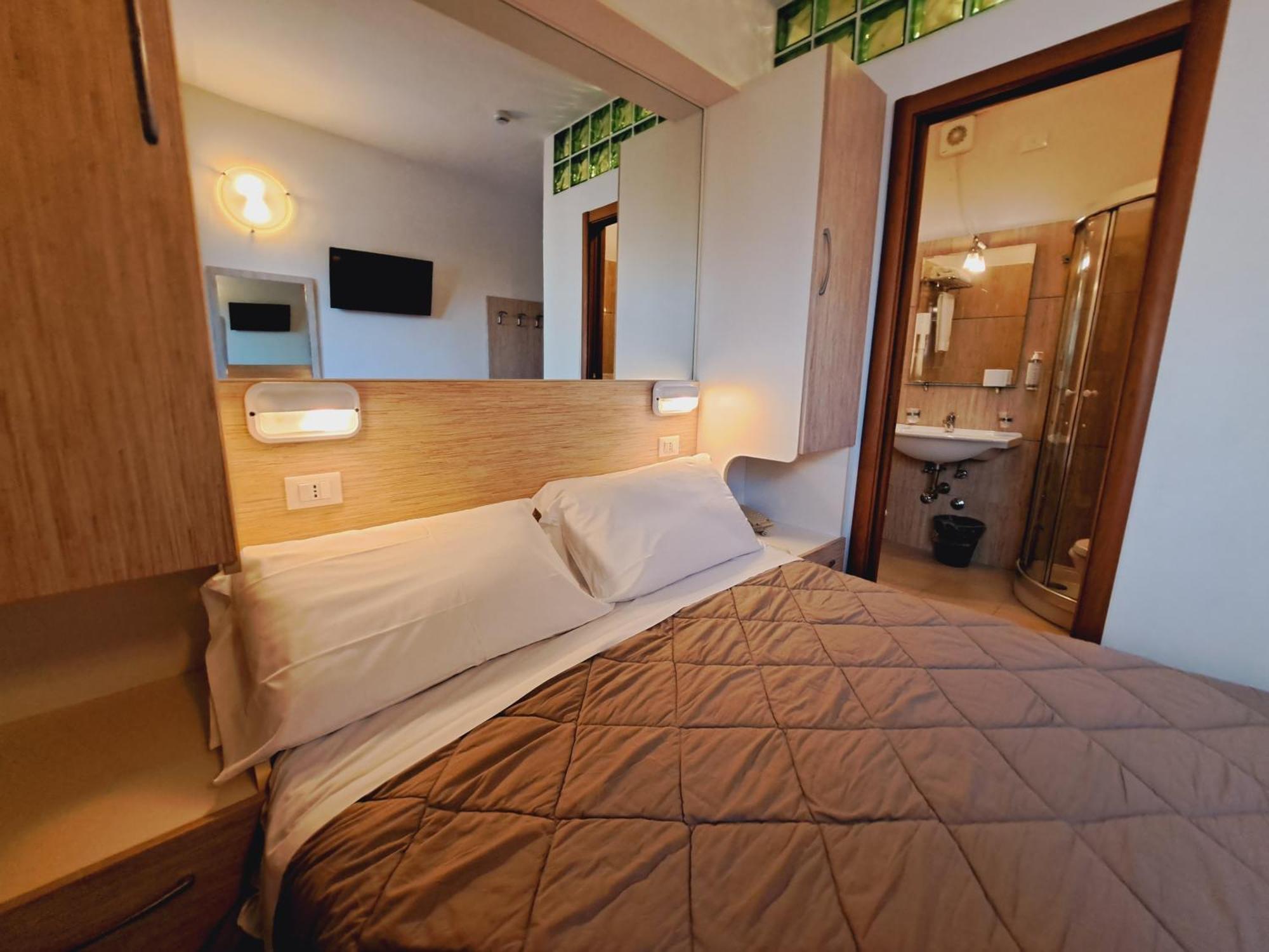 Hotel Butterfly Rimini Eksteriør bilde