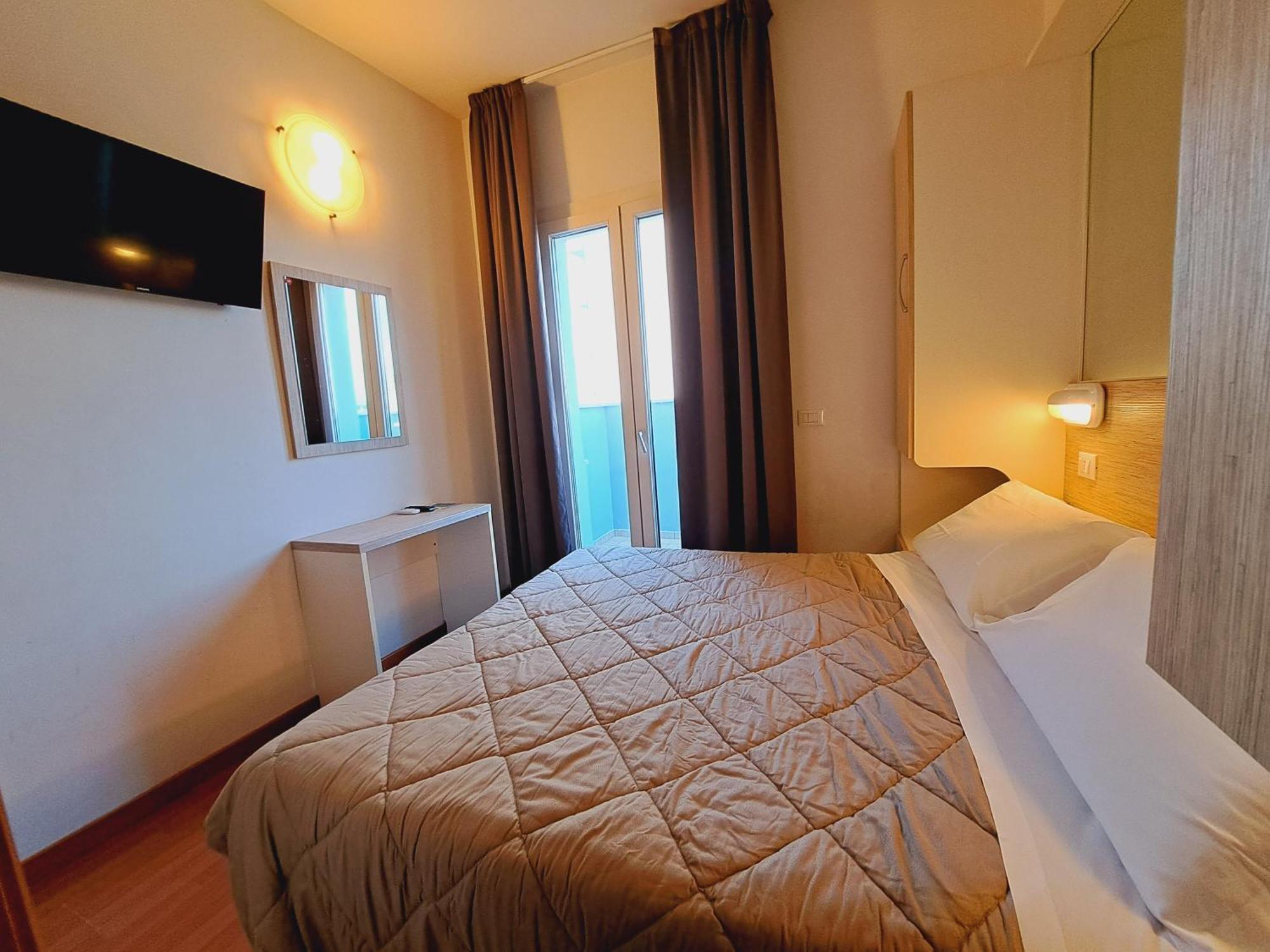 Hotel Butterfly Rimini Eksteriør bilde